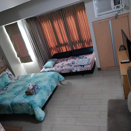 Condotel Near Airport Pasay Kültér fotó