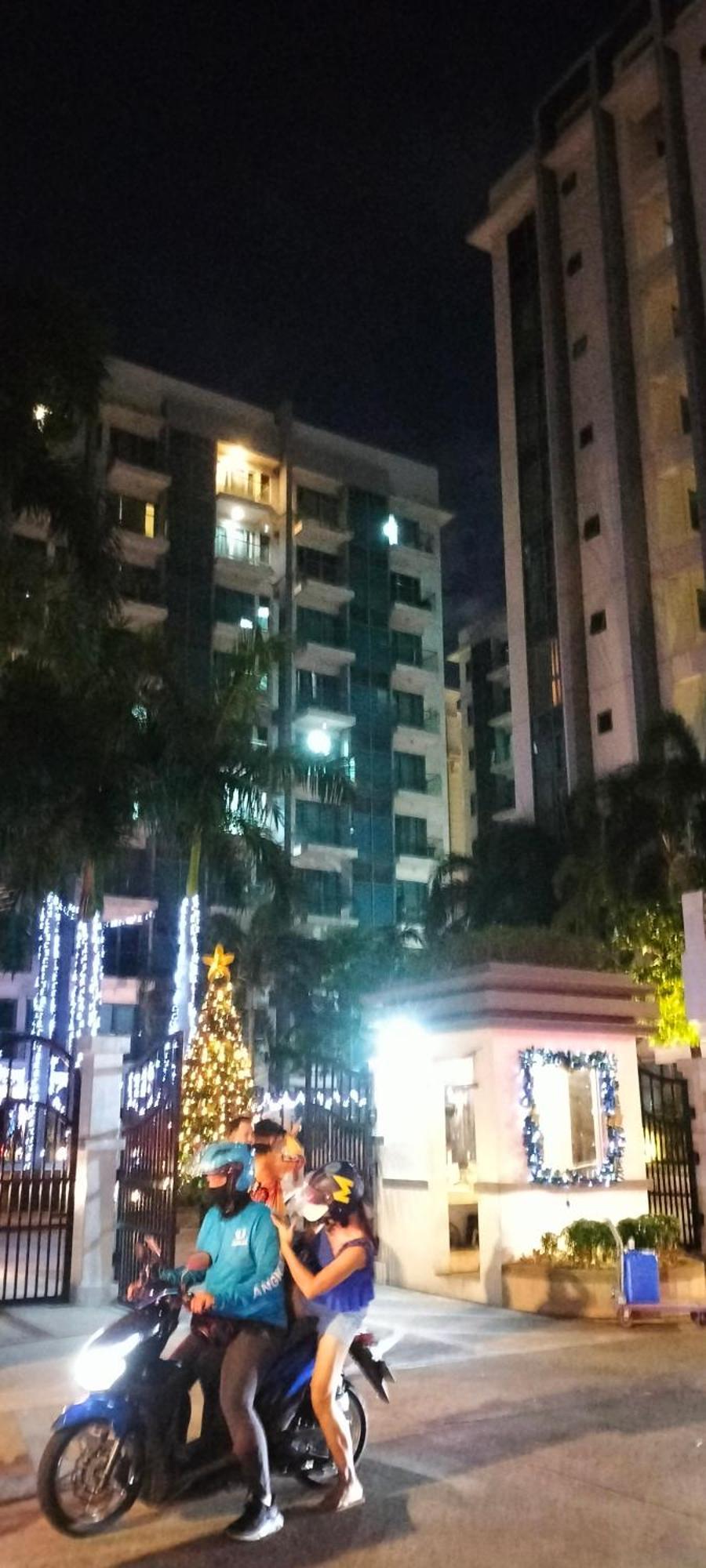 Condotel Near Airport Pasay Kültér fotó