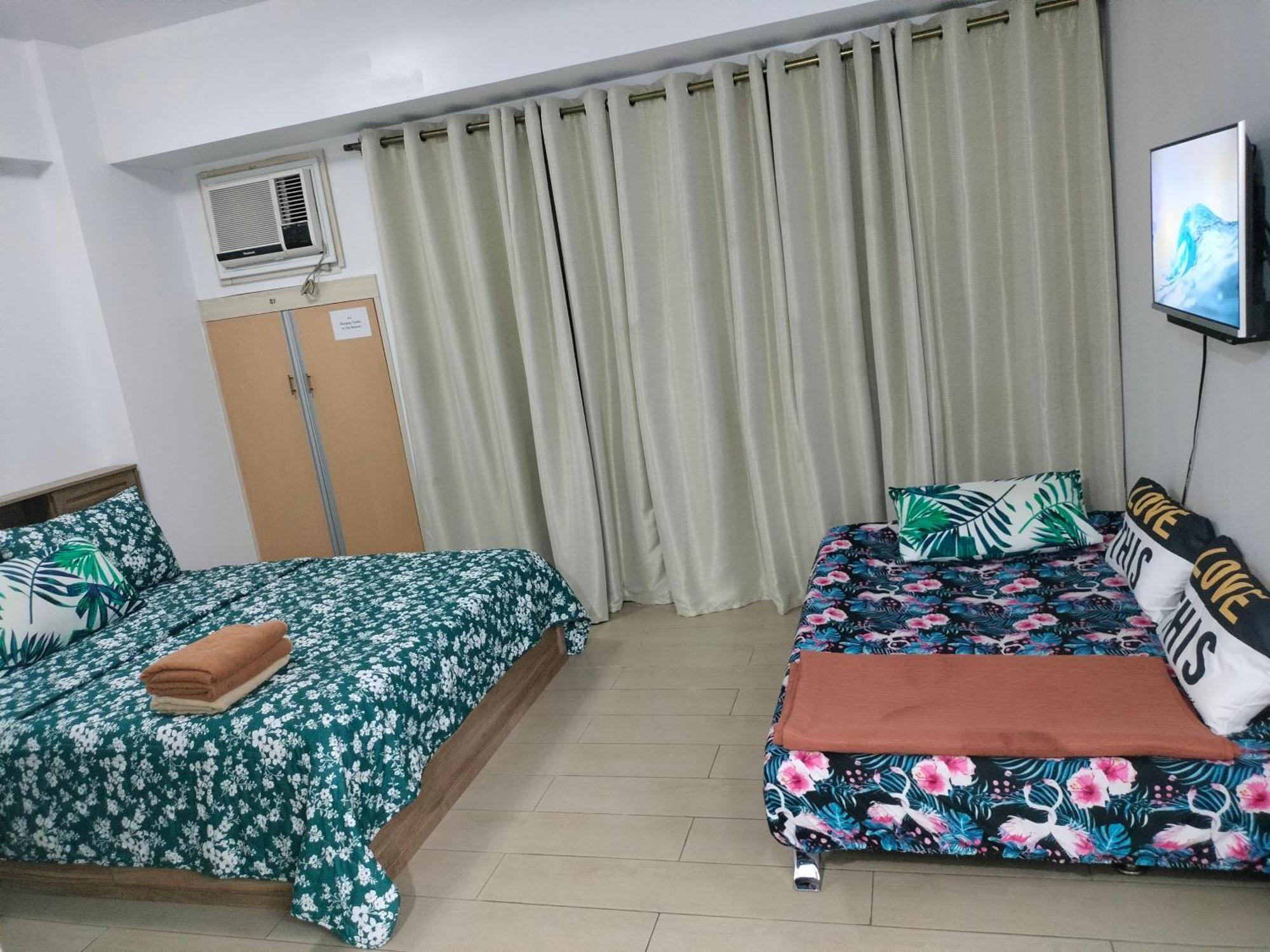 Condotel Near Airport Pasay Kültér fotó